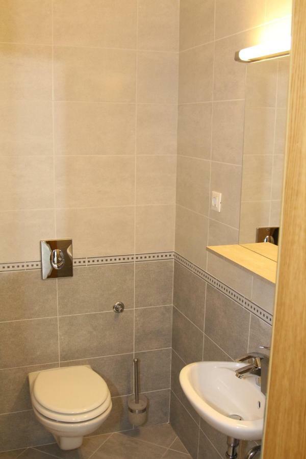 Apartments "Pavic" Near Zagreb Airport Velika Gorica Exterior foto